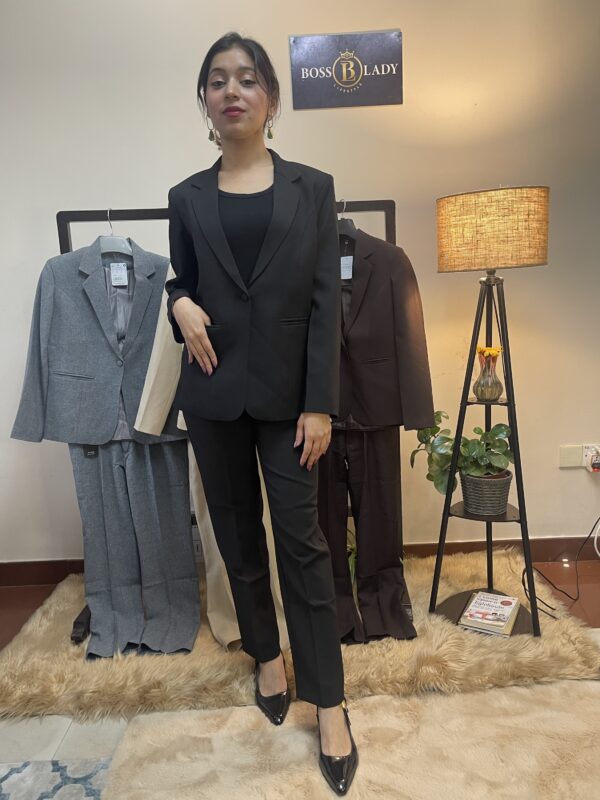 Simple Black Single Breasted Formal Blazer - Image 3